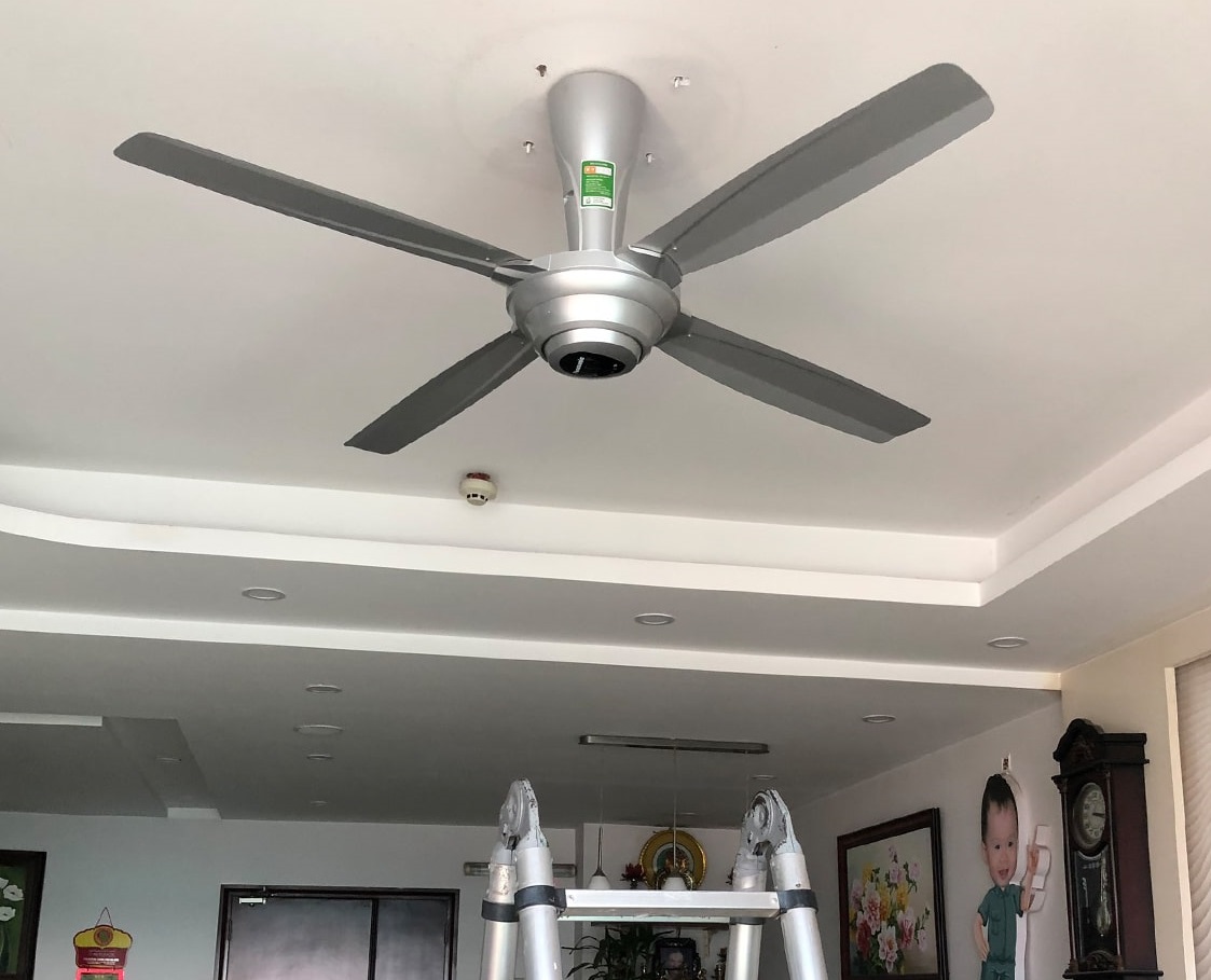 Quạt trần Panasonic 4 cánh màu bạc F-56MPG-S 59W ti dài 32cm - Hình ảnh 2