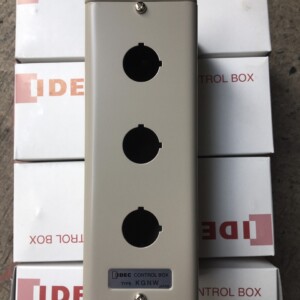 Hộp điều khiển Control box IDEC 3 lỗ bằng thép KGNW313Y