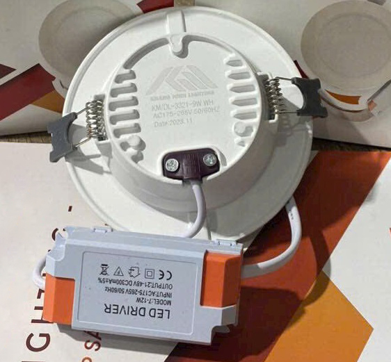 Đèn led âm trần 7W giá rẻ phi 100 lỗ khoét 70-85mm - Hình ảnh 2