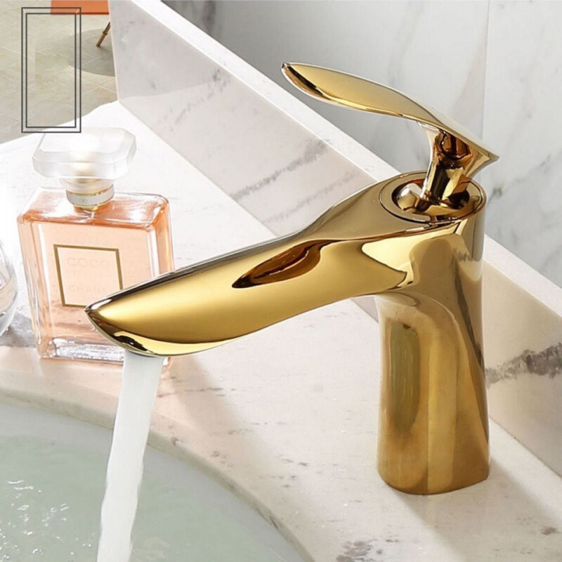 Vòi lavabo nóng lạnh kiểu lá cao 20cm 30cm mạ vàng bóng cao cấp